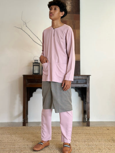MALIK Teluk Belanga Baju Melayu Set in Dusty Lilac