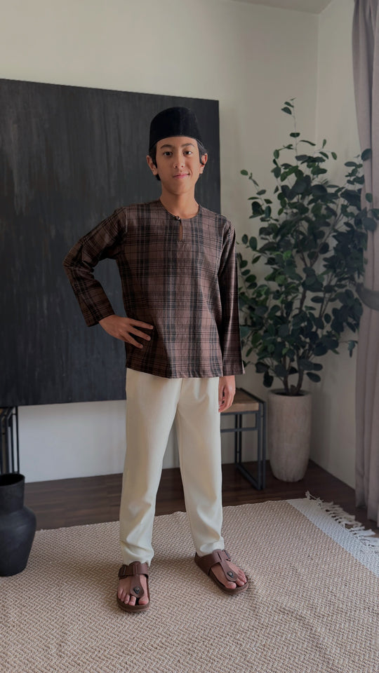 PEKAN Teluk Belanga Kurta in Espresso Plaid