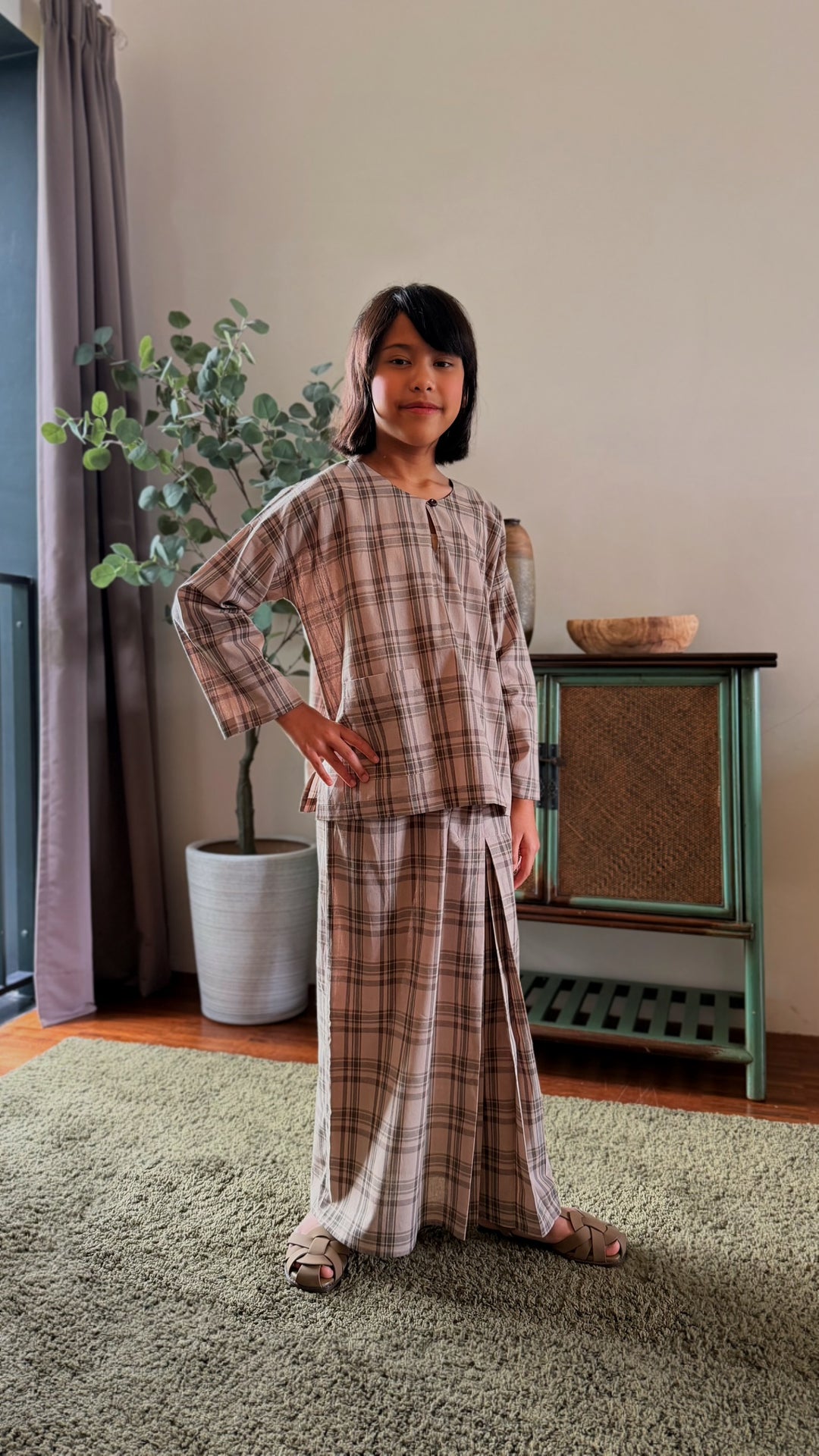 KESUMA Kurung Kedah Set in Olive Plaid