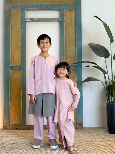 MELATI Kurung Pahang Set in Pink