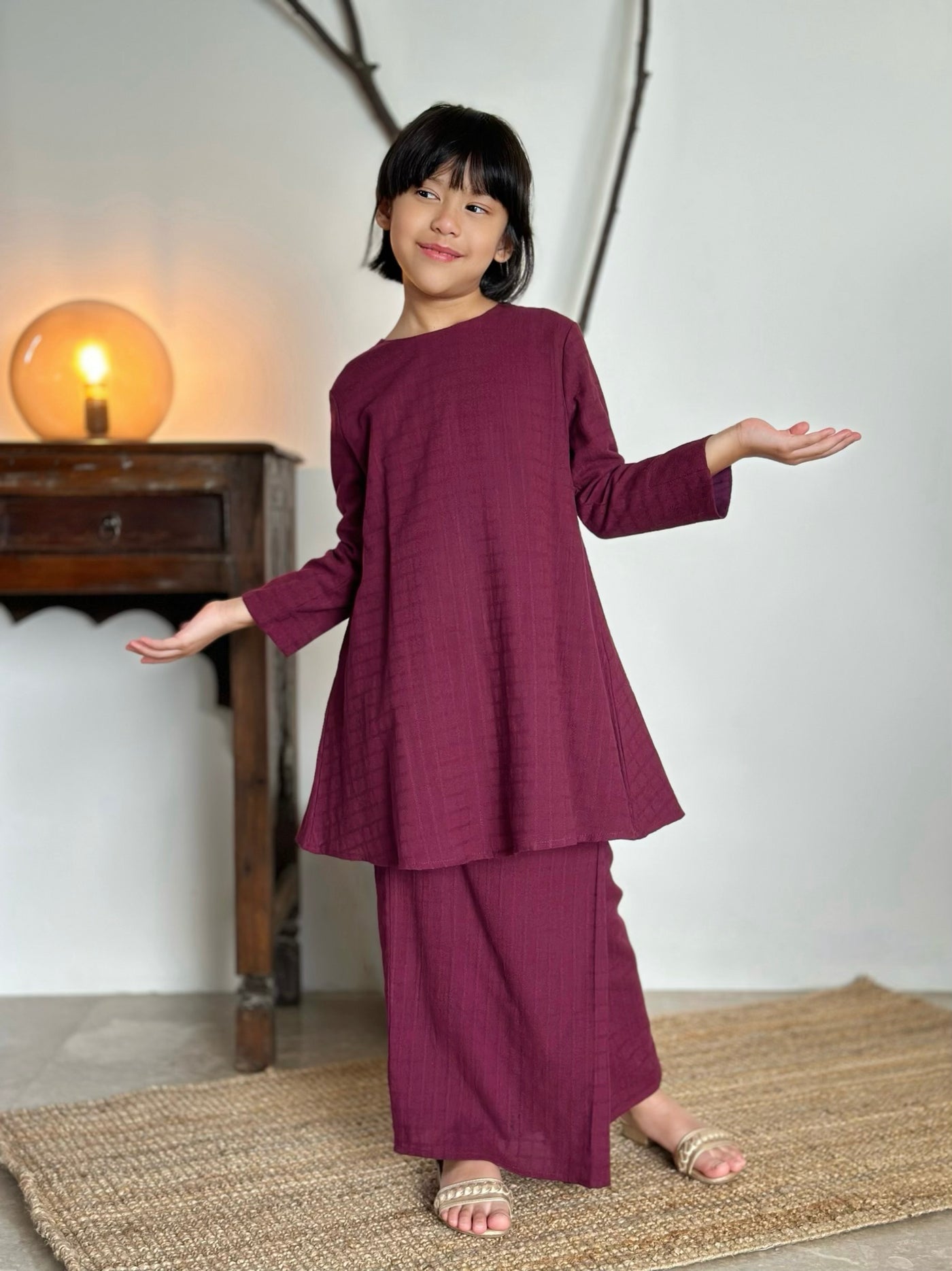 MELATI Kurung Pahang Set in Tyrian