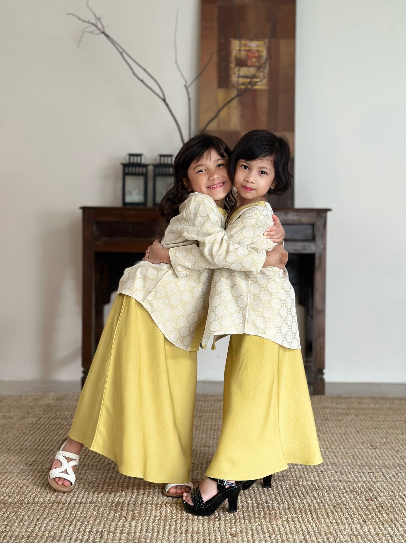 CAHAYA Modern Mini Kurung Set in Daffodil