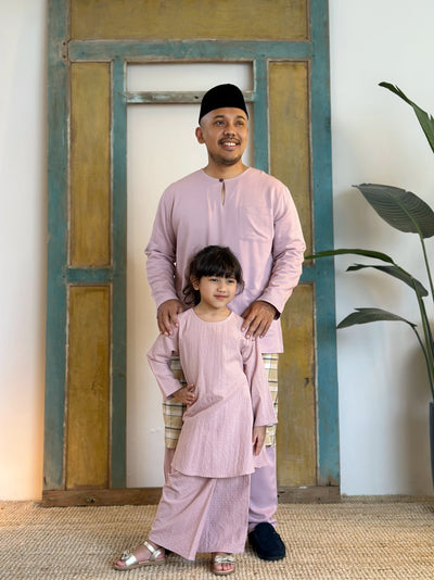 MELATI Kurung Pahang Set in Pink