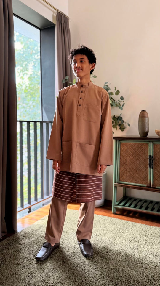ARJUNA Baju Melayu Cekak Musang in Clay Brown