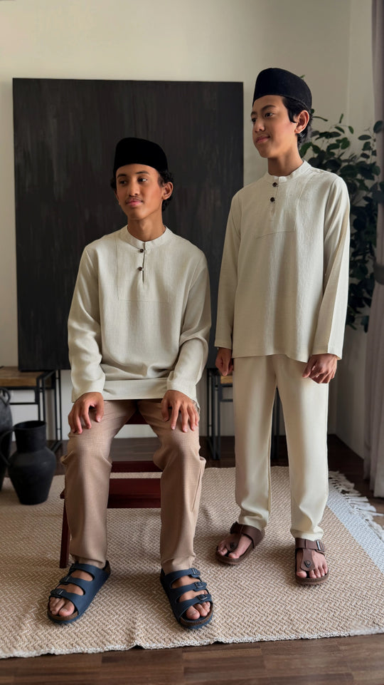 NADIM Kurta in Sandy White