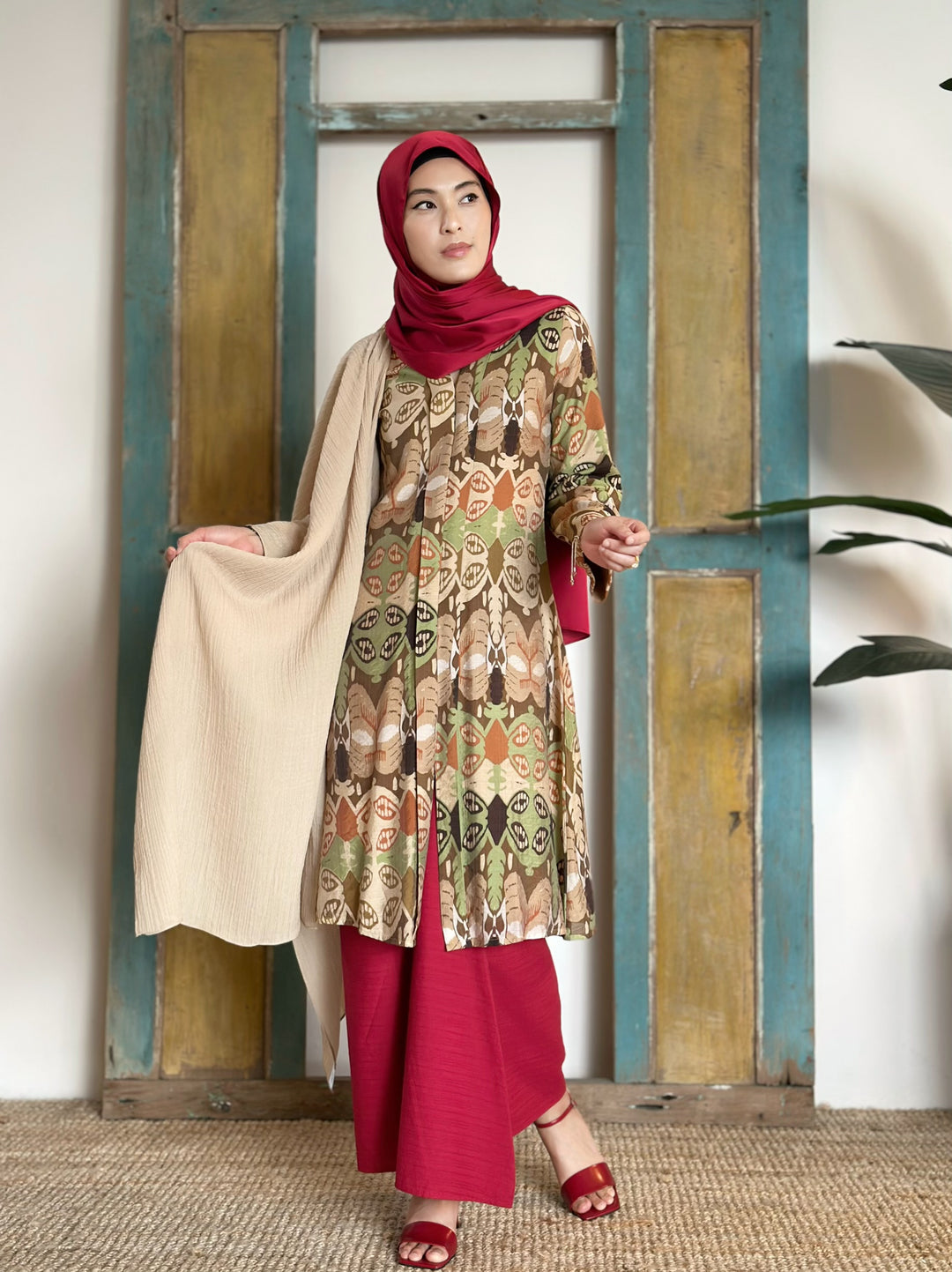 LAILA Long Kebaya Set in Joy