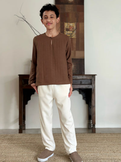DAMAI Teluk Belanga Kurta in Hickory