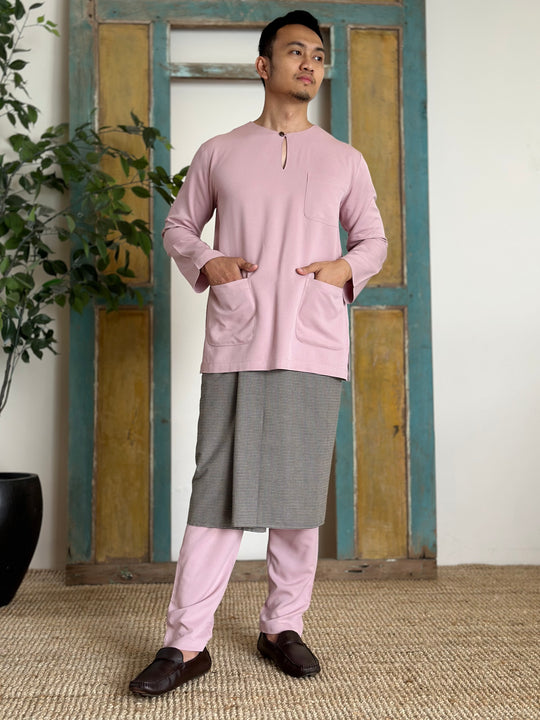 MALIK Teluk Belanga Baju Melayu Set in Dusty Lilac
