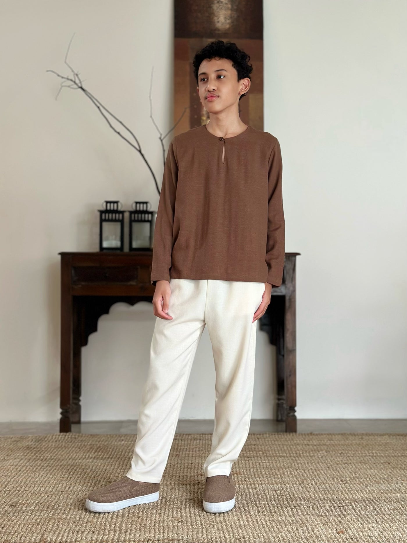 DAMAI Teluk Belanga Kurta in Hickory