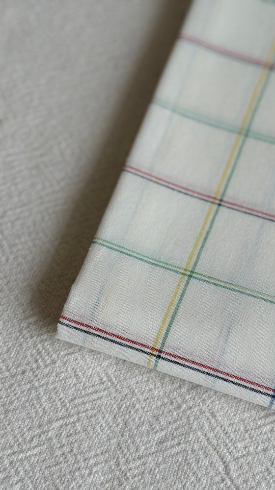 IDRIS Pelikat Style Samping in Pastel Grid