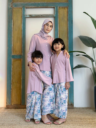 TERATAI Short Kebaya Set in Dusty Lilac