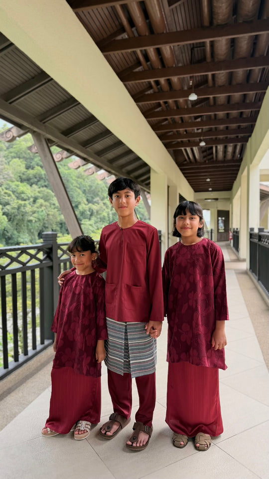 SUKMA Long Kurung Set in Maroon