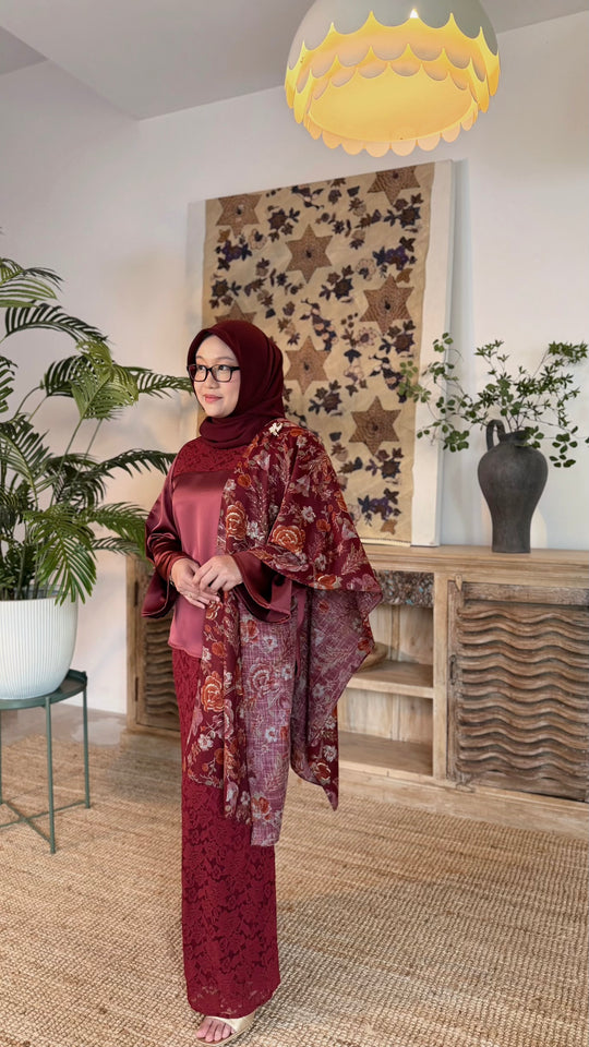 YASMIN Modern Kurung Set in Rosewood