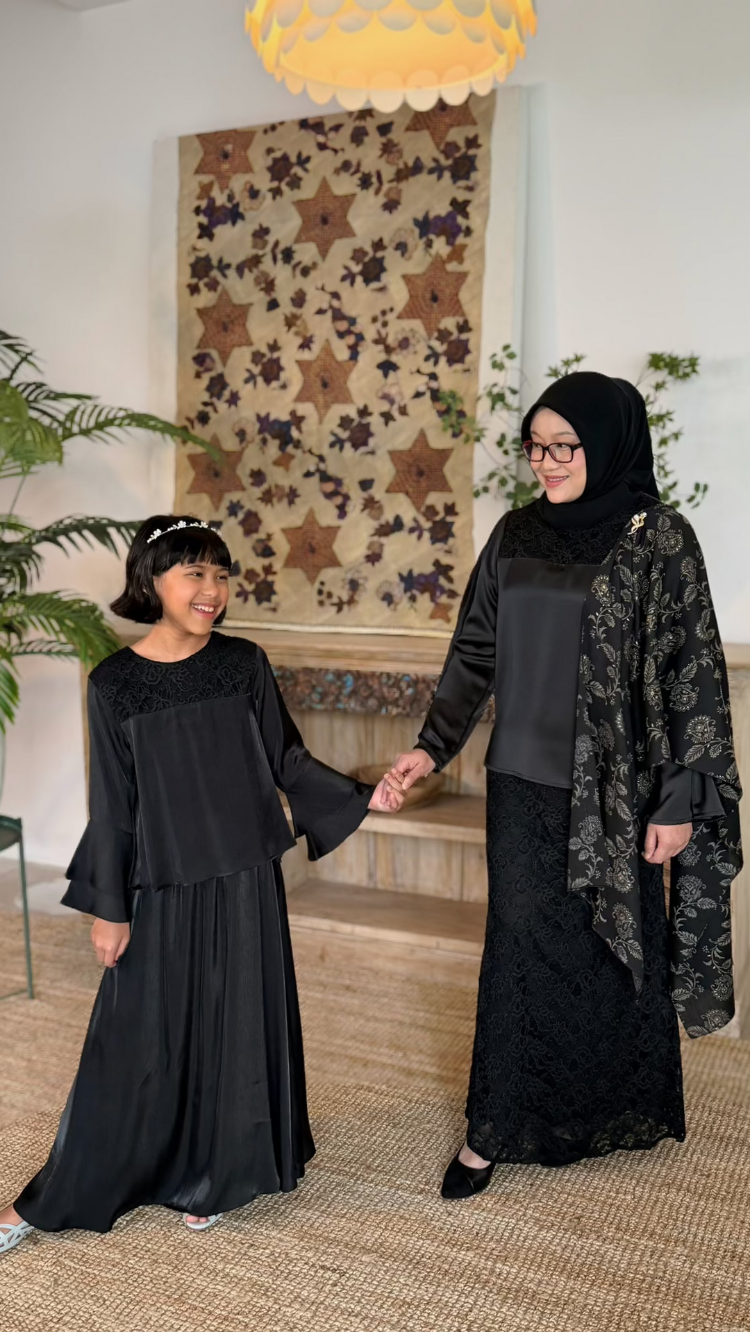 YASMIN Modern Kurung Set in Noir Grace