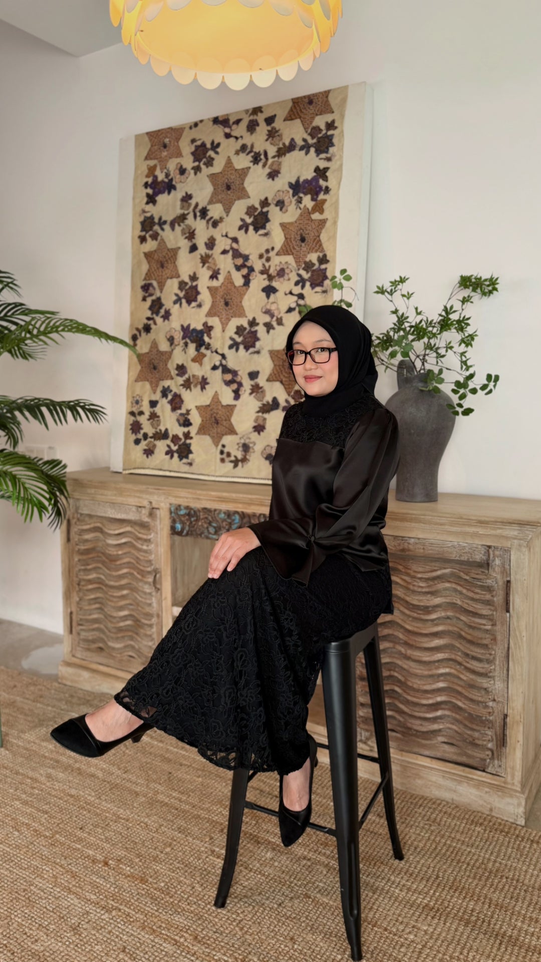 YASMIN Modern Kurung Set in Noir Grace