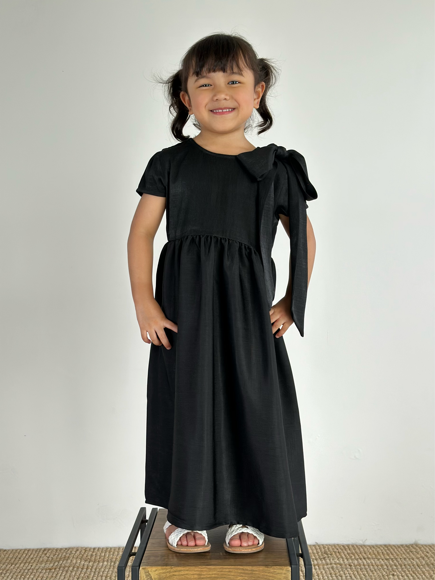 DAISY Shoulder Bow Dress in Jet Black