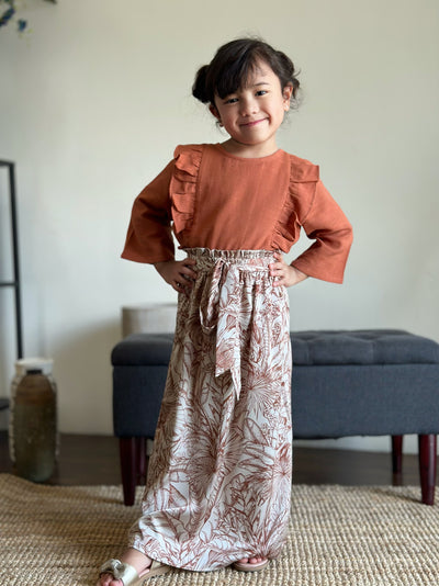 RIANG Frill Blouse & Skirt Set in Cinnamon Lush
