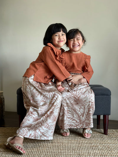 RIANG Frill Blouse & Skirt Set in Cinnamon Lush