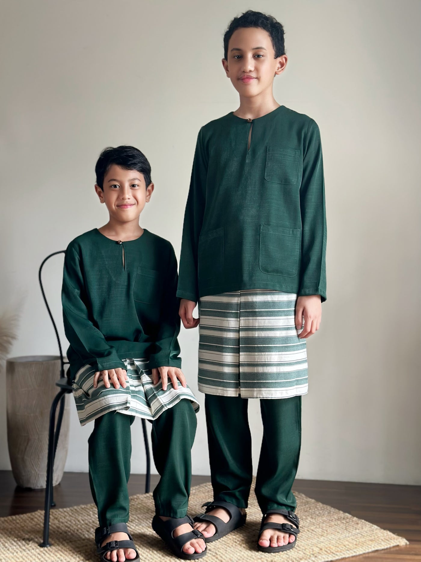 AYUB Instant Pelikat Style Samping in Green Stripes