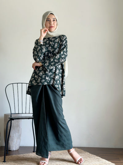 CENDANA Short Kurung Set in Emerald Bloom