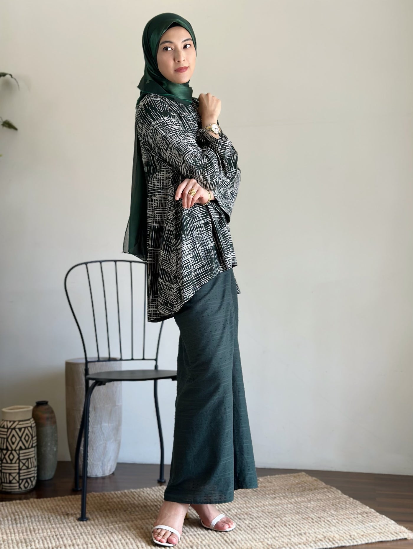 CENDANA Short Kurung Set in Emerald
