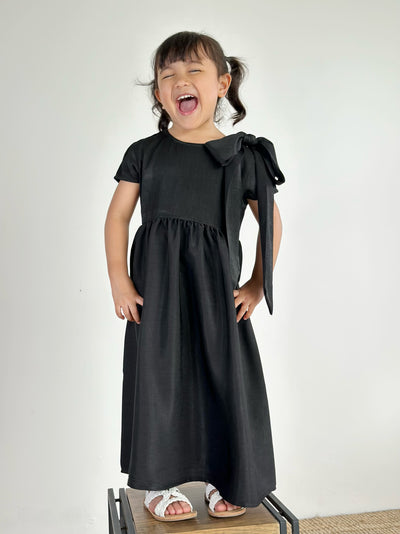 DAISY Shoulder Bow Dress in Jet Black