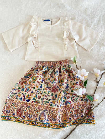 RIANG Frill Blouse & Skirt Set in Vanilla Blossom