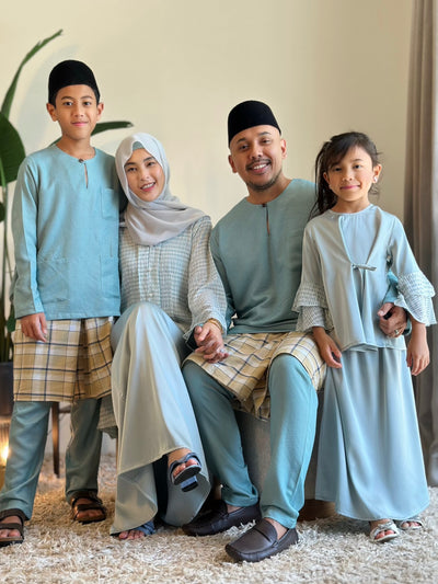 LAILA Long Kebaya Set in Icy Mist