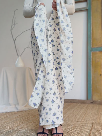 KIRANA Pareo in Blue Bouquet