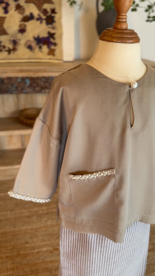 KESUMA Kurung Kedah Set in Dune Biege