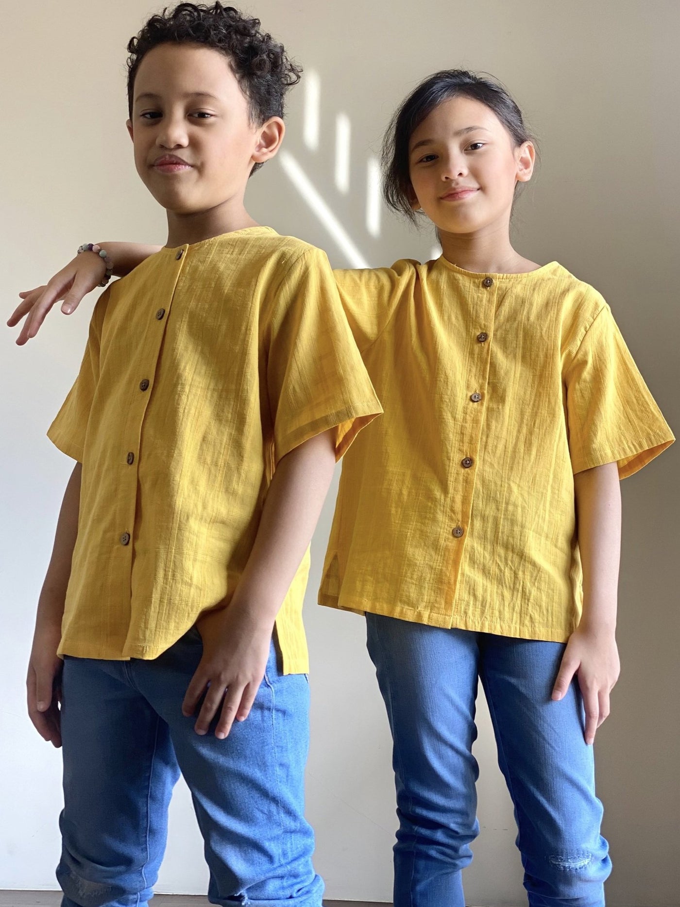 MEGAT Unisex Short Sleeves Kurta in Mustard