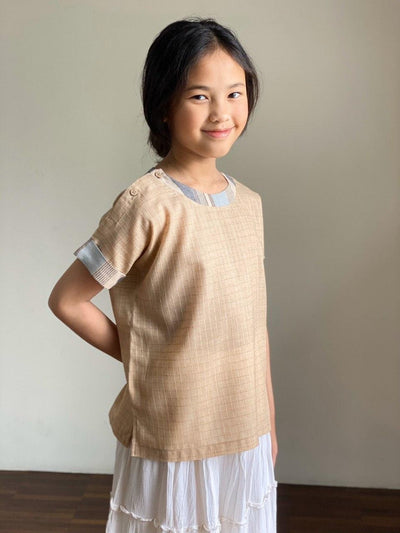 SPARROW Unisex Buttoned-shoulder Shirt in Dust