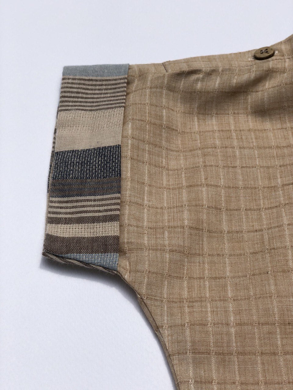 SPARROW Unisex Buttoned-shoulder Shirt in Dust