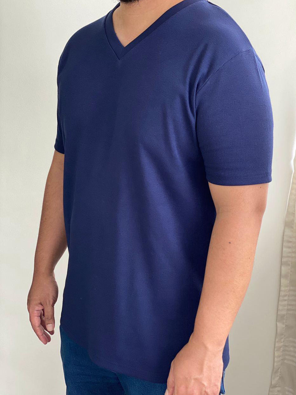 AARON V-Neck Tee in Navy