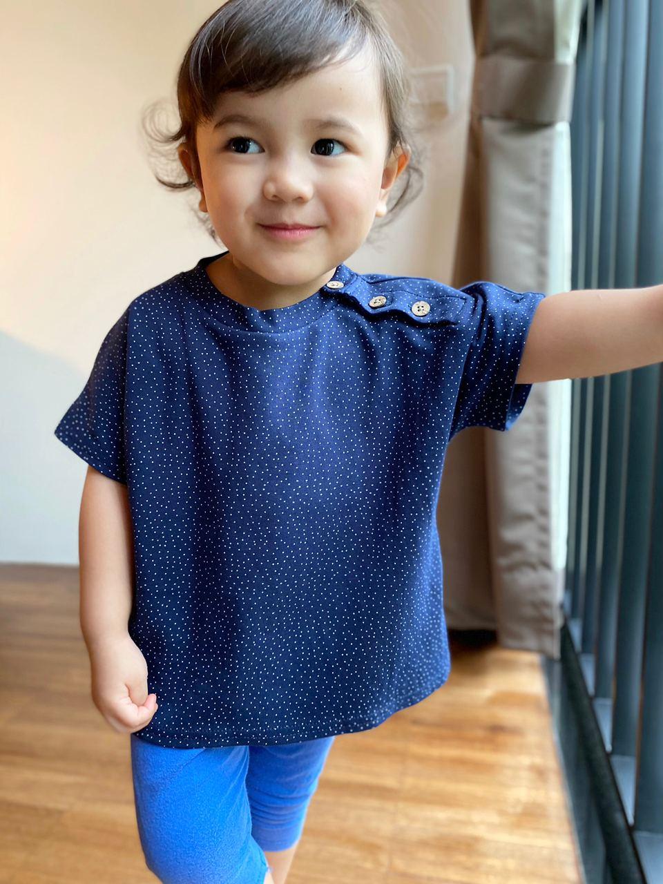 DYLAN Unisex Baby’s Tee in Navy