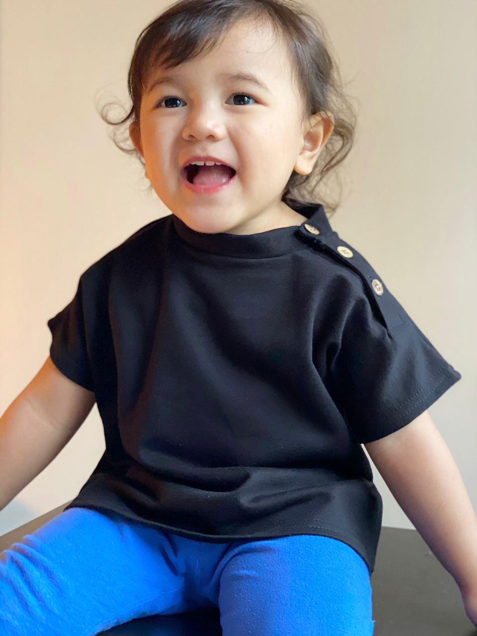 DYLAN Unisex Baby’s Tee in Black