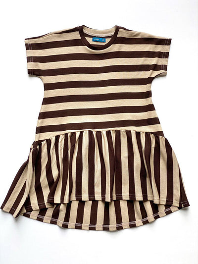 EVELYN Flounce Midi Dress in Cocoa
