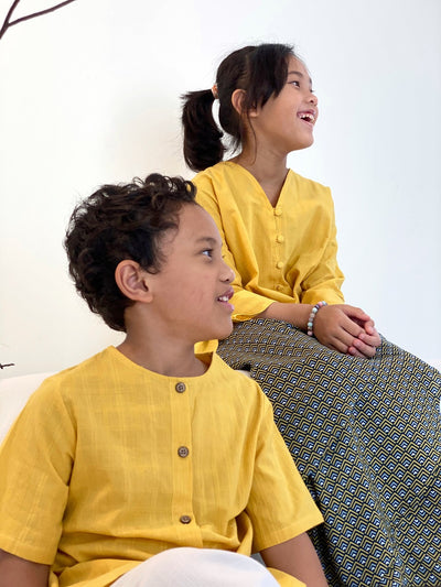 MEGAT Unisex Short Sleeves Kurta in Mustard