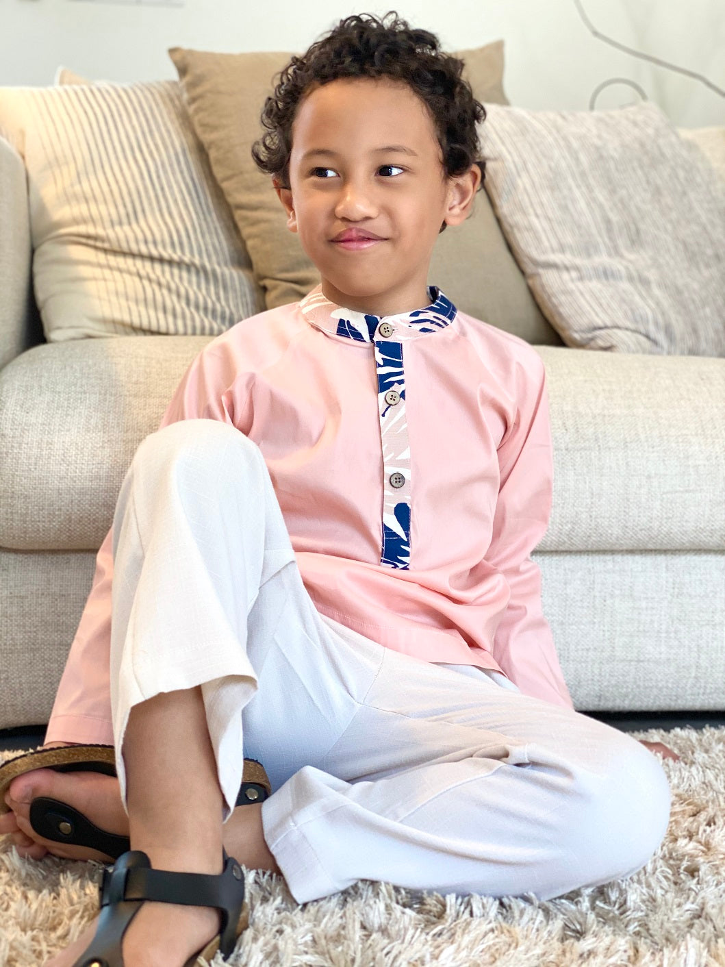 TAHIR Raglan Sleeves Kurta in Pink