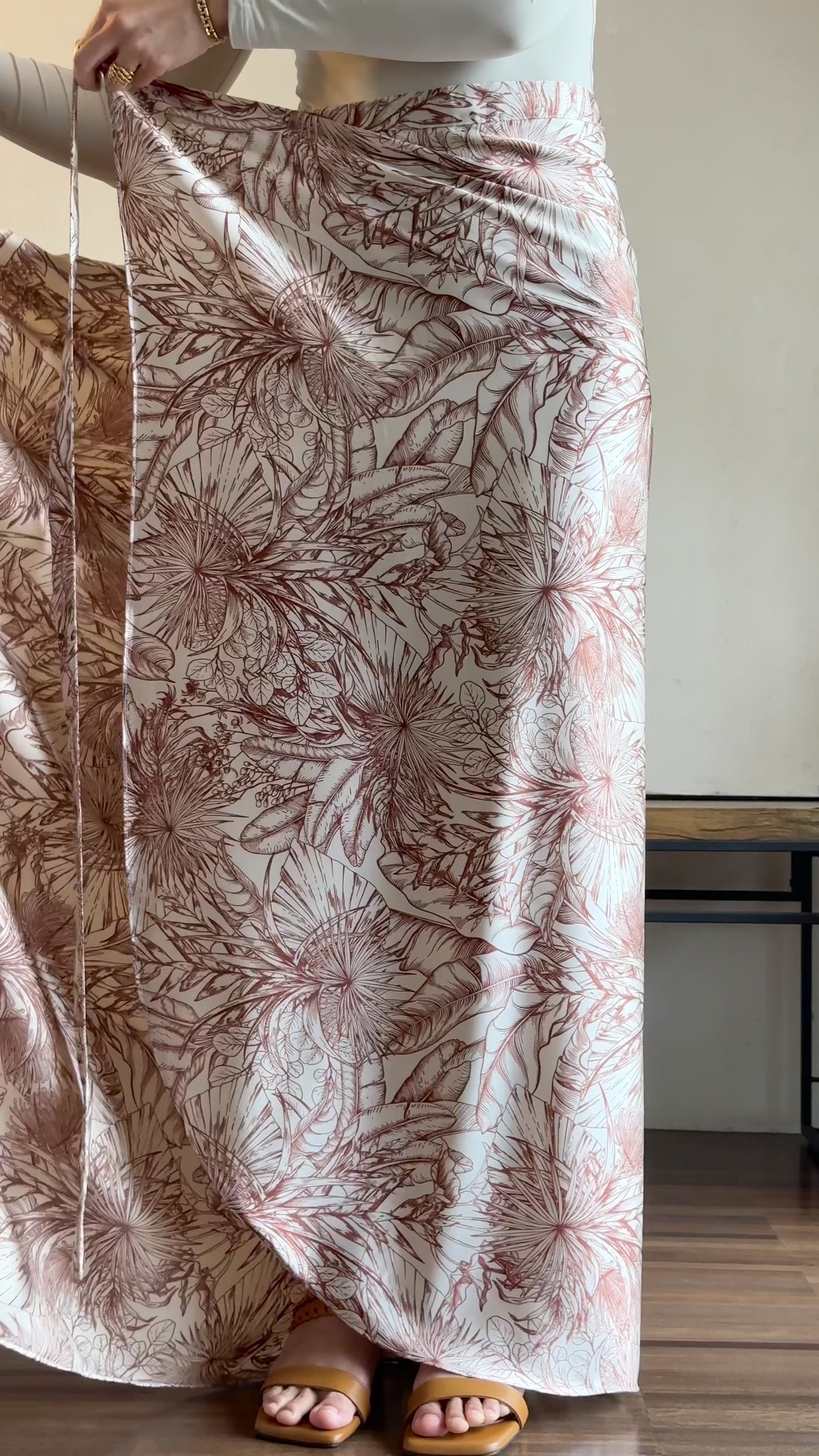 PALOMA Wraparound Pareo in Lush
