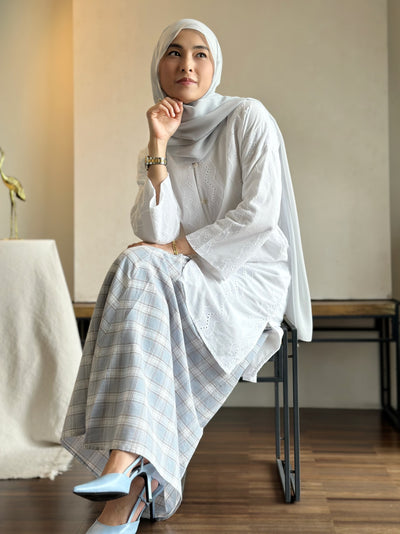 ANGGUN Kebarung Set in Cloud