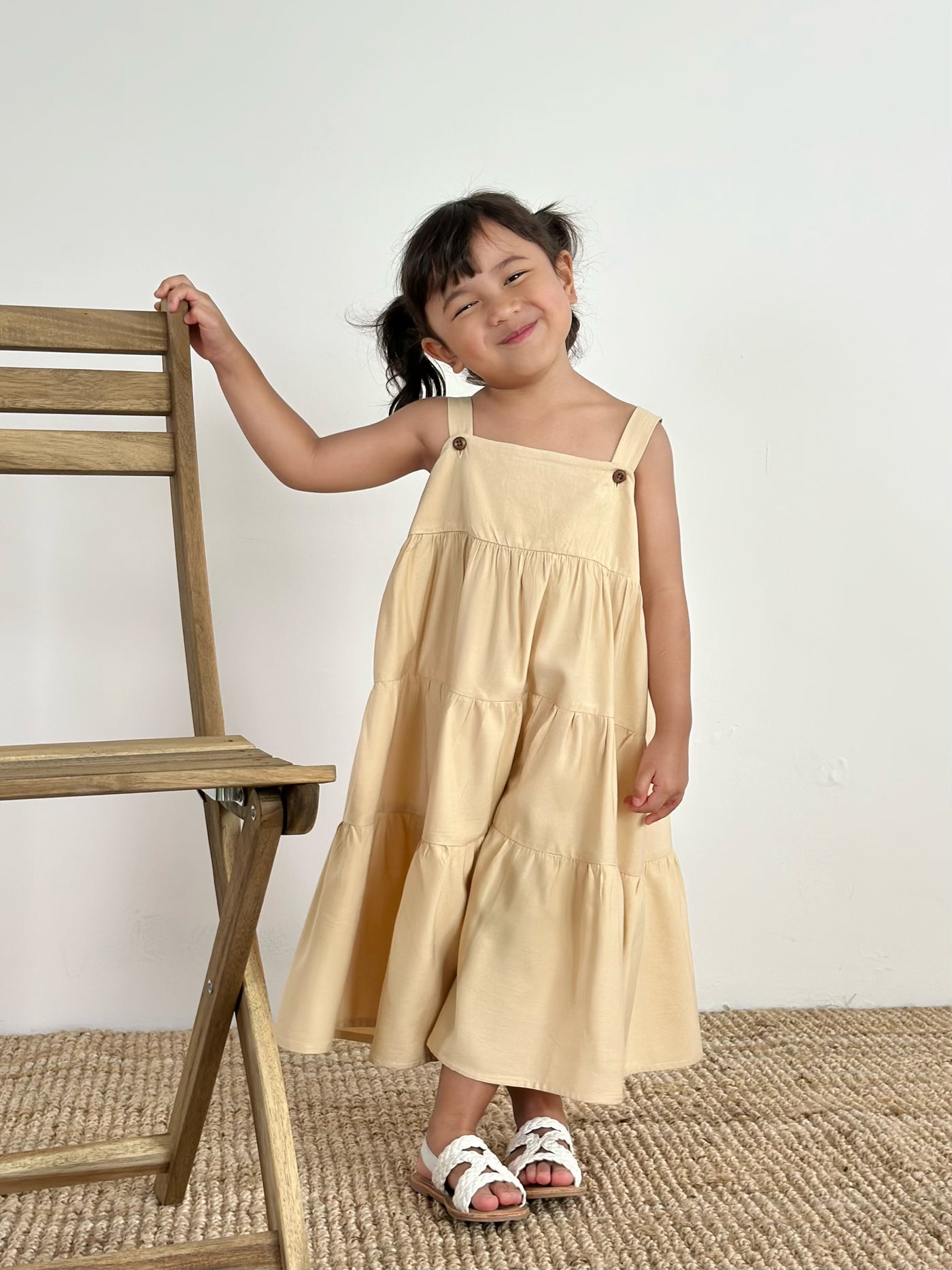 SUMMER Overall Flounce Dress in Parmesan