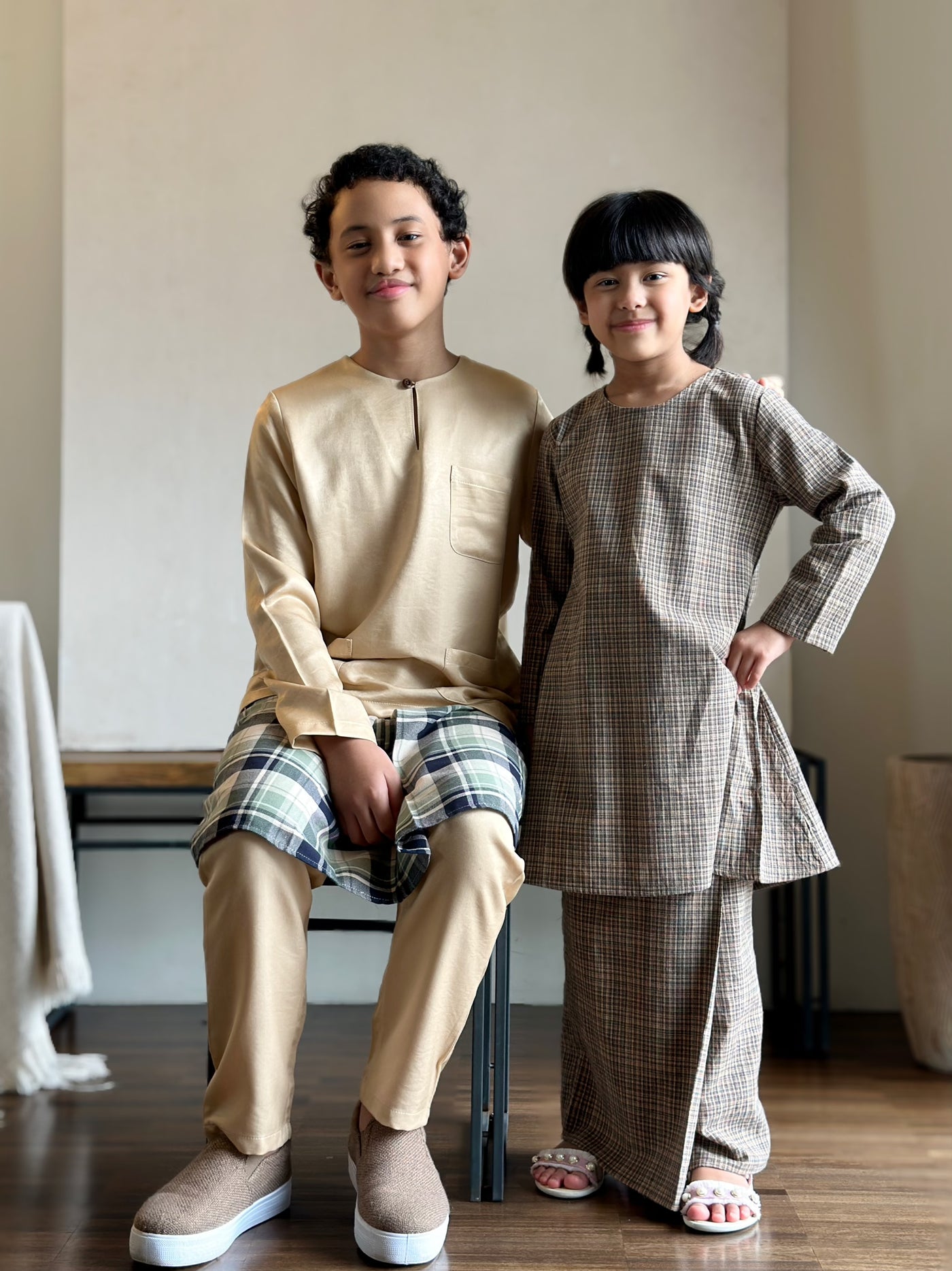 MELATI Kurung Pahang Set in Tartan Checks