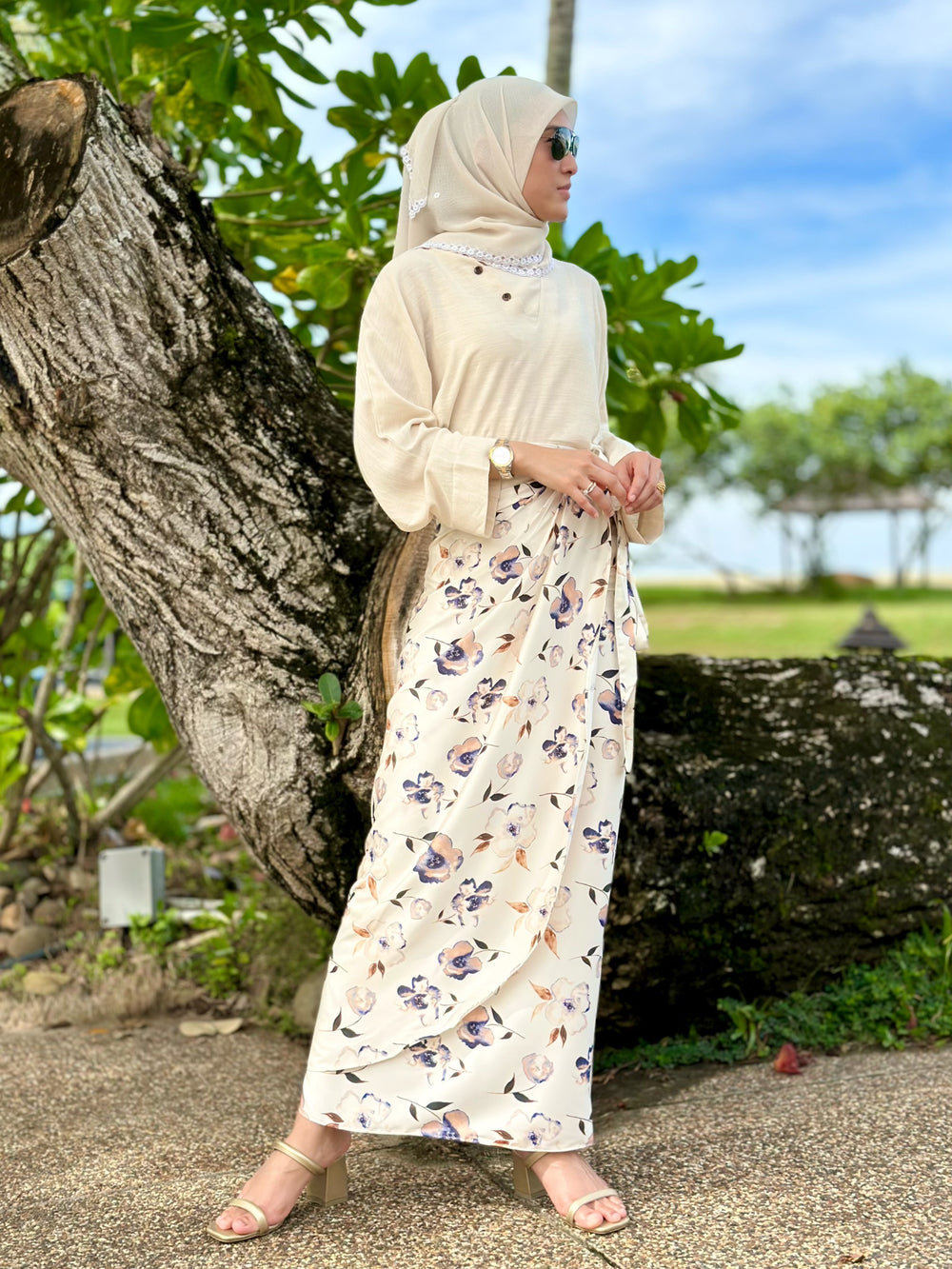 PALOMA Wraparound Pareo in Bloom
