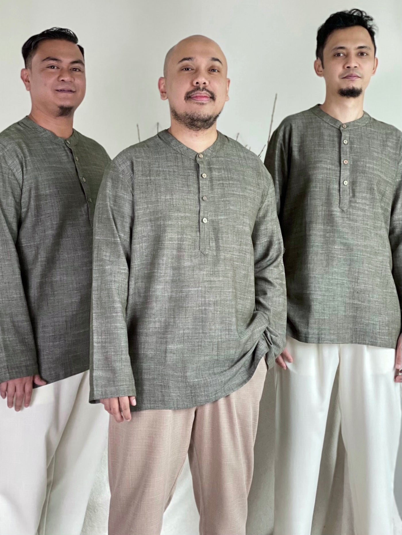 AHMAD Kurta in Mud Green