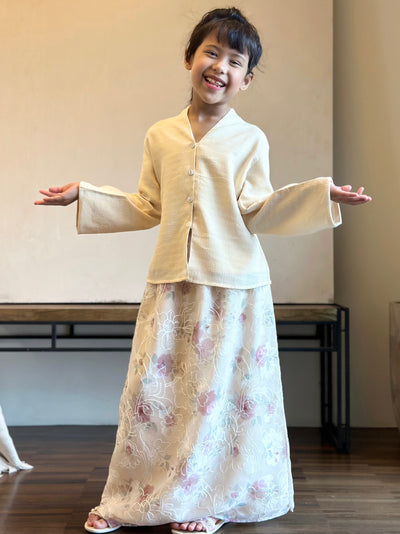 LILY Modern Mini Kebaya Set in Vanilla Rose
