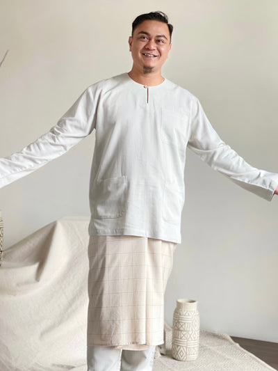 MALIK Teluk Belanga Baju Melayu Set in Honeydew