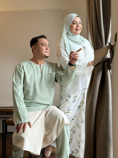 MUSTIKA Mini Kebarung Set in White Garden