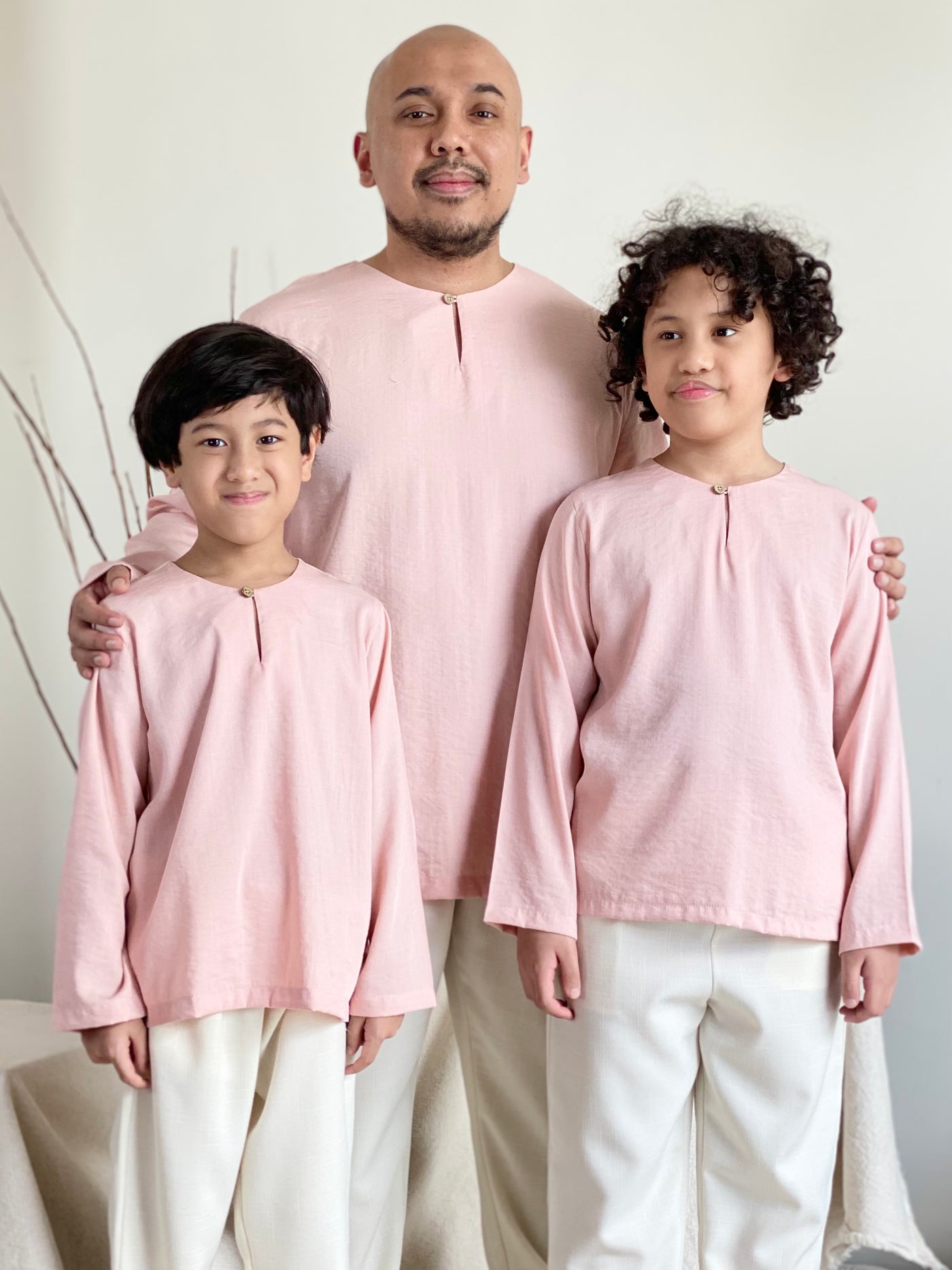 BUDI Teluk Belanga Kurta in Pink