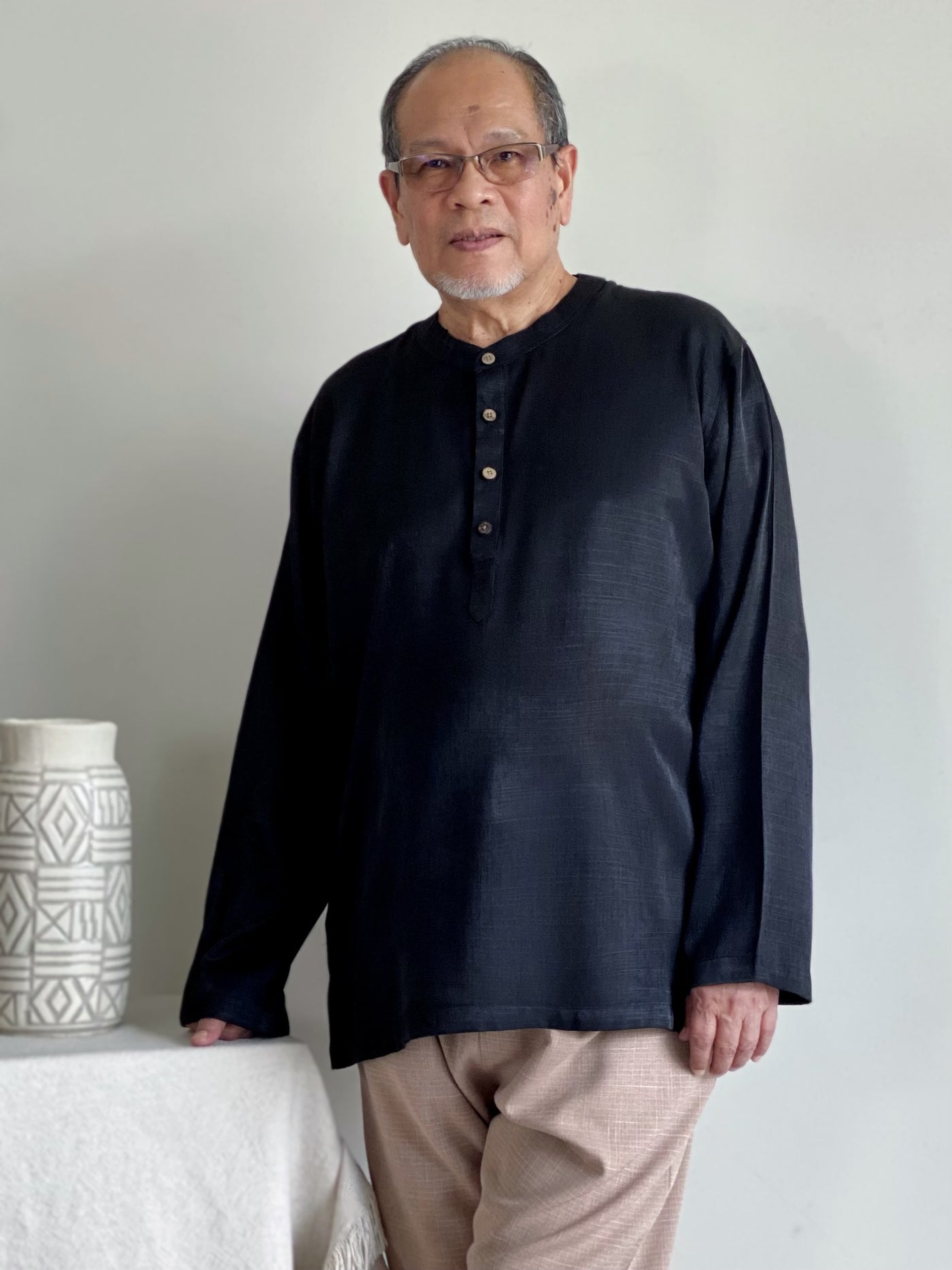 AHMAD Kurta in Black
